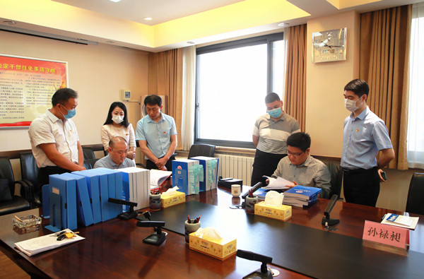 省平安建设考评组对河南省审计厅2019年度平安建设工作进行实地考评