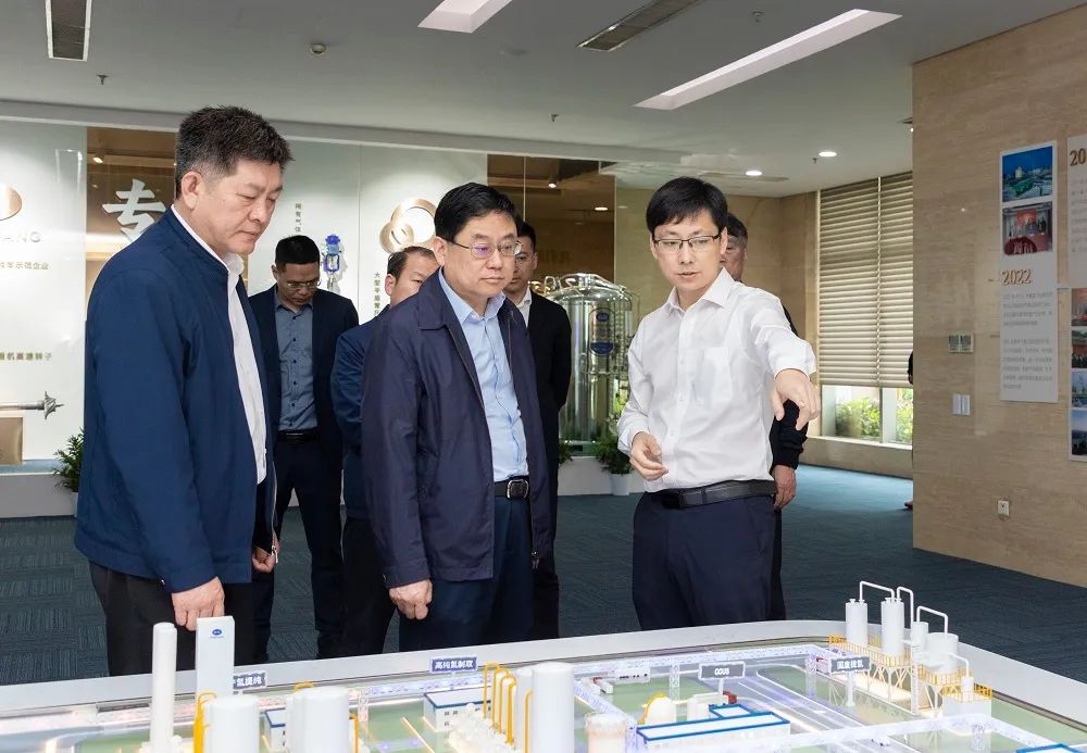 陳志偉赴粵、浙、蘇等地考察招商