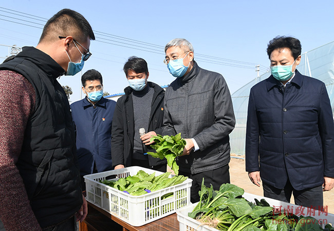 尹弘在商丘调研时强调：疫情防控春耕生产两不误