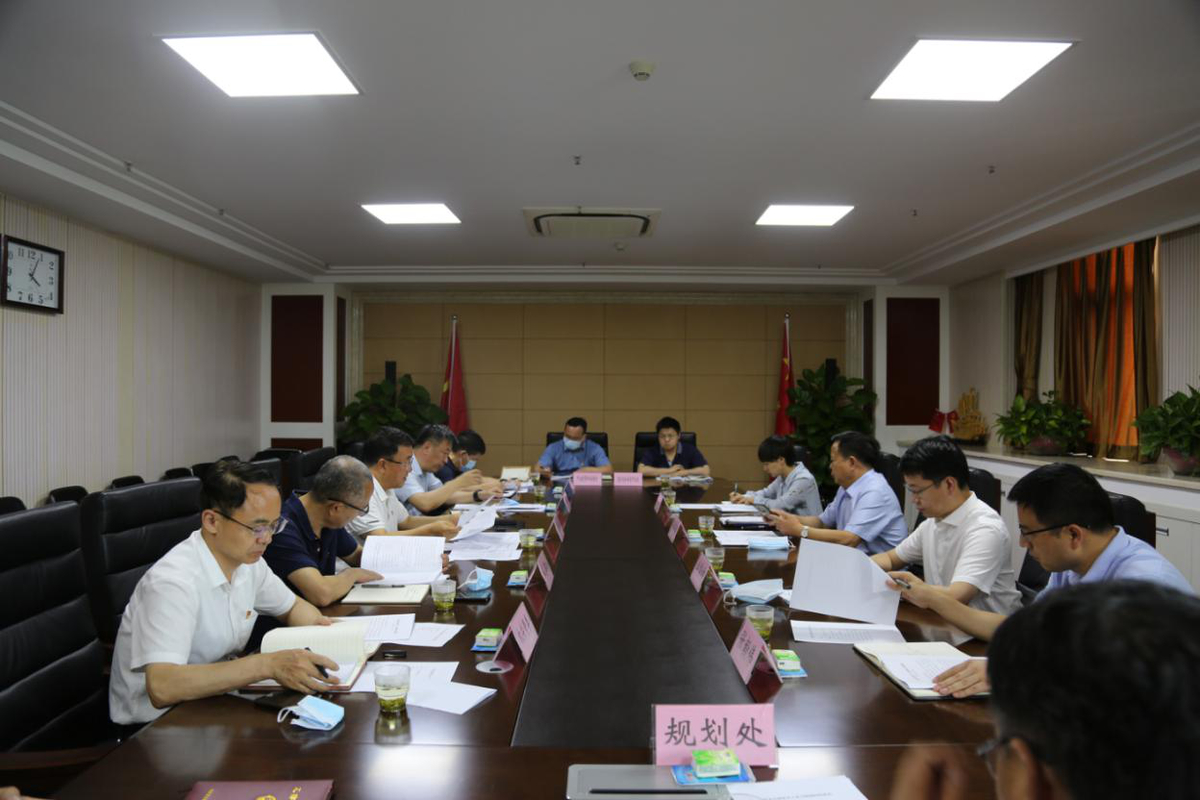 省委直属机关工委专题调研组 深入省工业和信息化厅调研指导机关党建工作