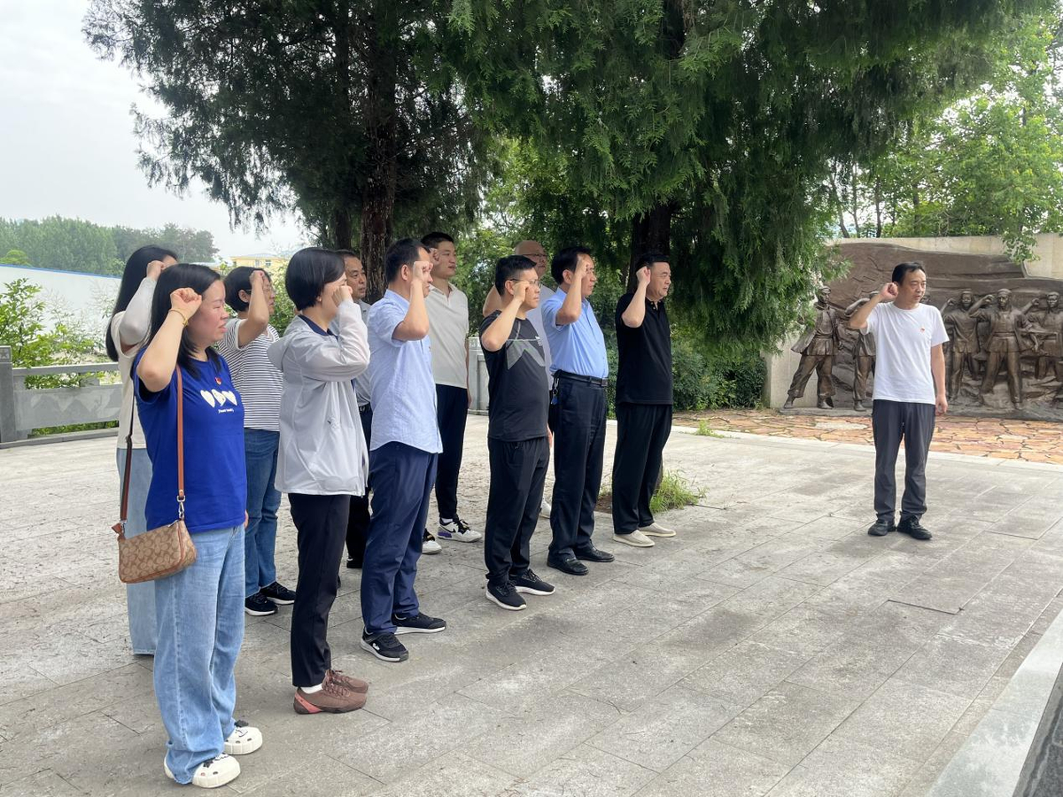 厅水产局党支部、省水产站党总支开展 “忆初心  强党性”主题党日活动
