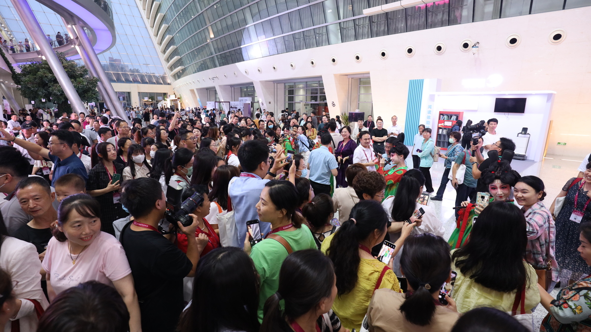 2023年中国图书馆年会在郑州圆满闭幕