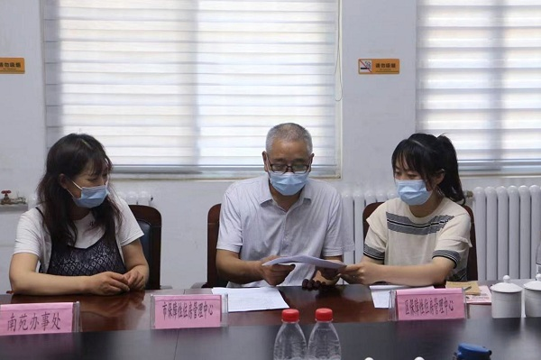 关爱成年孤儿 筑起爱的家园  <br>——开封市保障性住房管理中心提能力 强作风  <br>为成年孤儿优先提供公租房保障