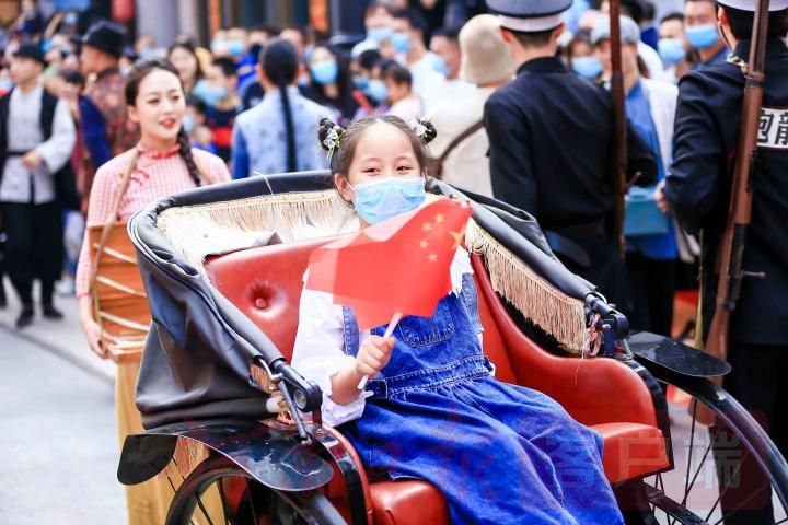 超60万观剧人次！这个国庆假期，只有河南·戏剧幻城全程高能