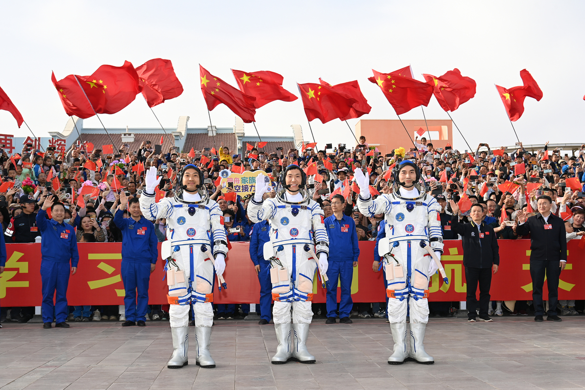 China's Shenzhou-18 crew to return to Earth on November 4