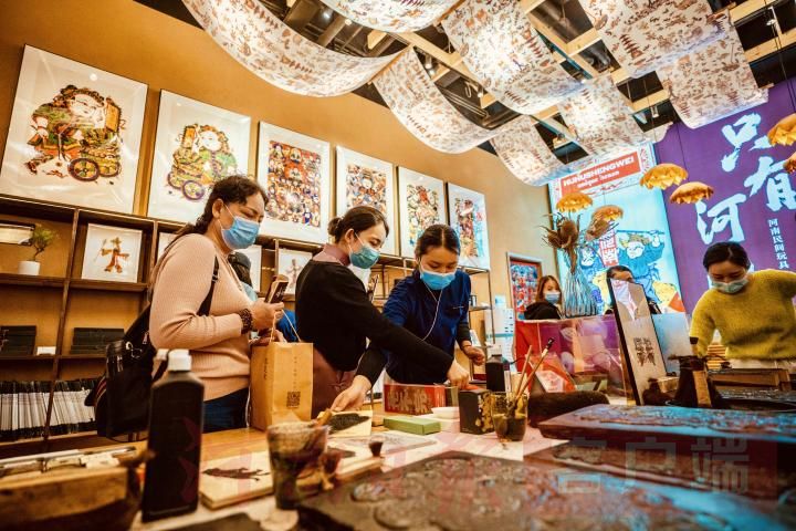 超60万观剧人次！这个国庆假期，只有河南·戏剧幻城全程高能