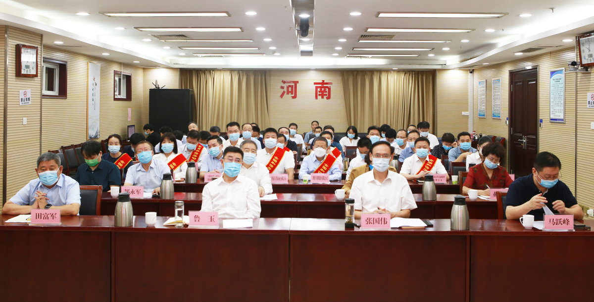 我省12家企业和2个工业园区被命名为全国和谐劳动关系创建示范企业与工业园区 我省12家企业和2个工业园区被命名为全国和谐劳动关系创建示范企业与工业园区