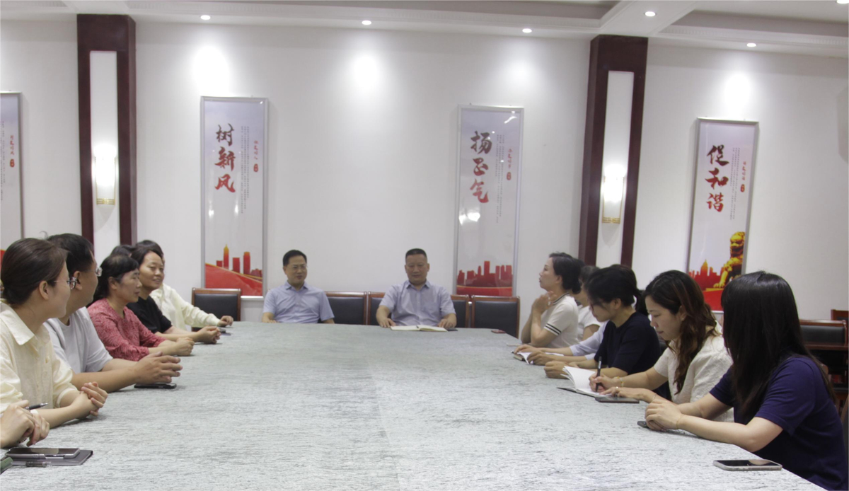 省科教中心开展  “巧手编织  共话七夕”主题文化活动