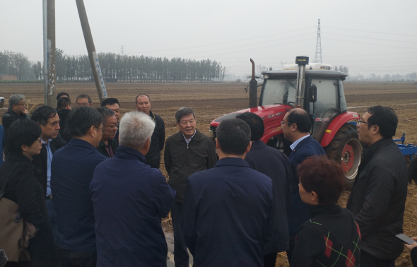 中国国际经济交流中心深入河南新乡调研小麦产销工作