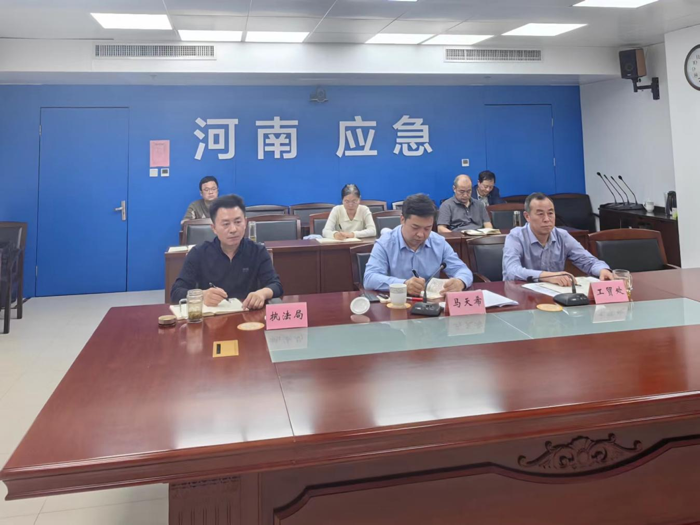 省应急厅收听收看应急管理部全国钢铁企业和铝加工（深井铸造）企业事故警示视频会
