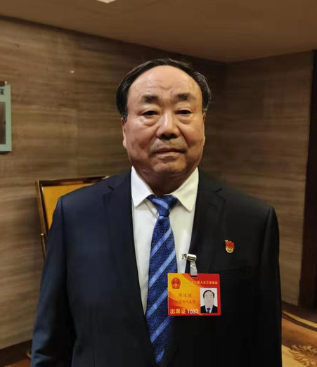 兩會(huì)熱話題④|別再給“生命通道”添堵！代表委員熱議消防通道被占用