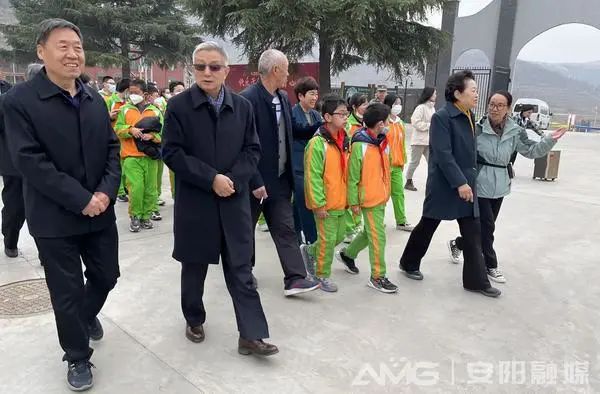 红旗渠精神青少年教育实践基地授牌仪式举行