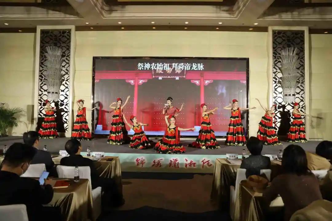 “锦绣潇湘任你游”走进中西部湖南文化旅游推广周活动在郑启动州