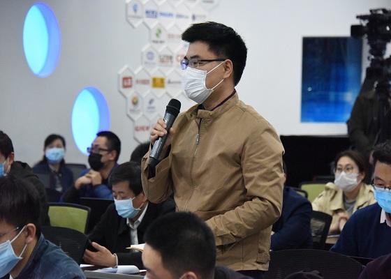 李金乐下面,我介绍下龙门石窟景区