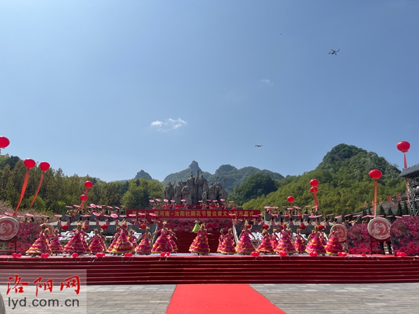 第二十一届河南汝阳杜鹃花节暨炎黄文化节开幕 第二十一届河南汝阳杜鹃花节暨炎黄文化节开幕