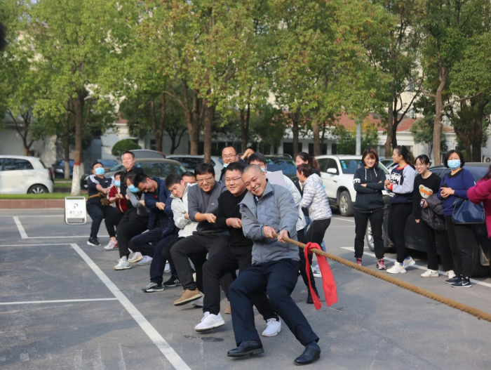 省应急管理厅组织参加戊院社区驻区单位职工运动会