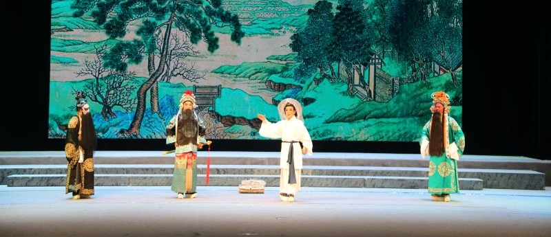 新编古装豫剧《卧龙岗上》:“三顾茅庐”之诚换来“鞠躬尽瘁”之恩报