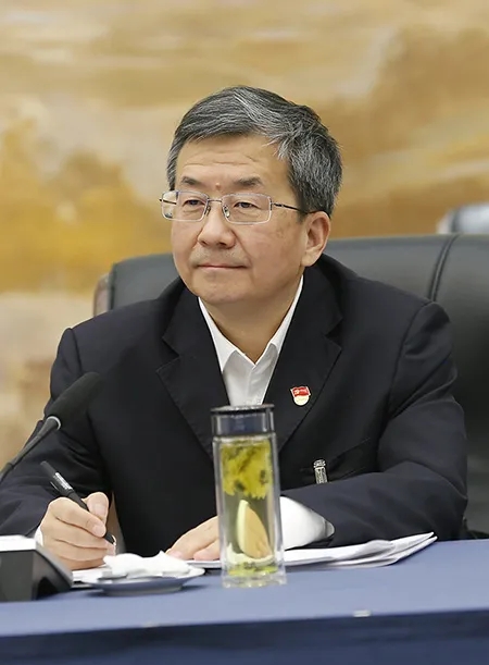 两会专访丨张雷明奋力跑出平顶山高质量转型发展加速度