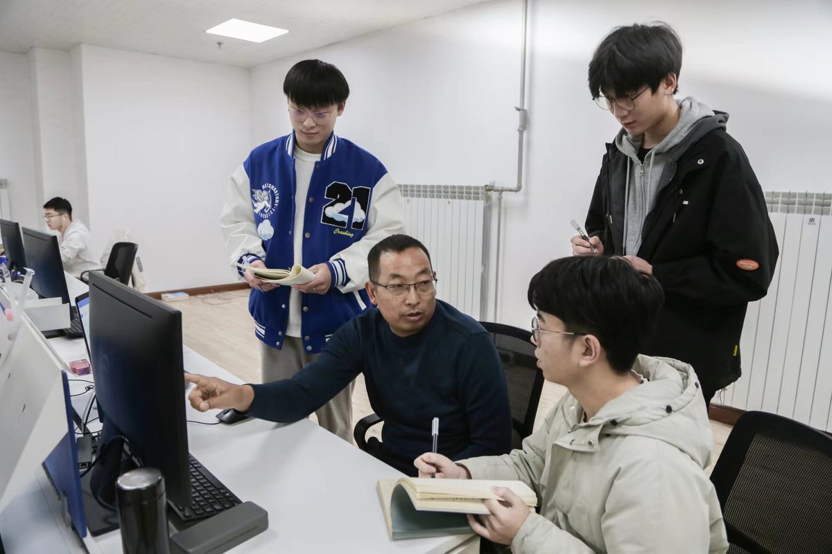 殷墟文化丨甲骨文传承团队：让冷门不冷 让绝学不绝