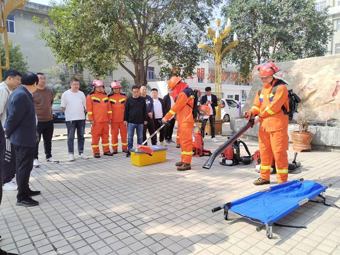 汝州市应急管理局开展森林防火工具操作技能培训