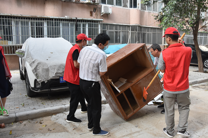 河南省文物局组织开展“爱心涌动  情暖绿城”志愿服务活动