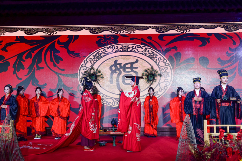洛阳洛邑古城沉浸式体验华夏古制婚礼