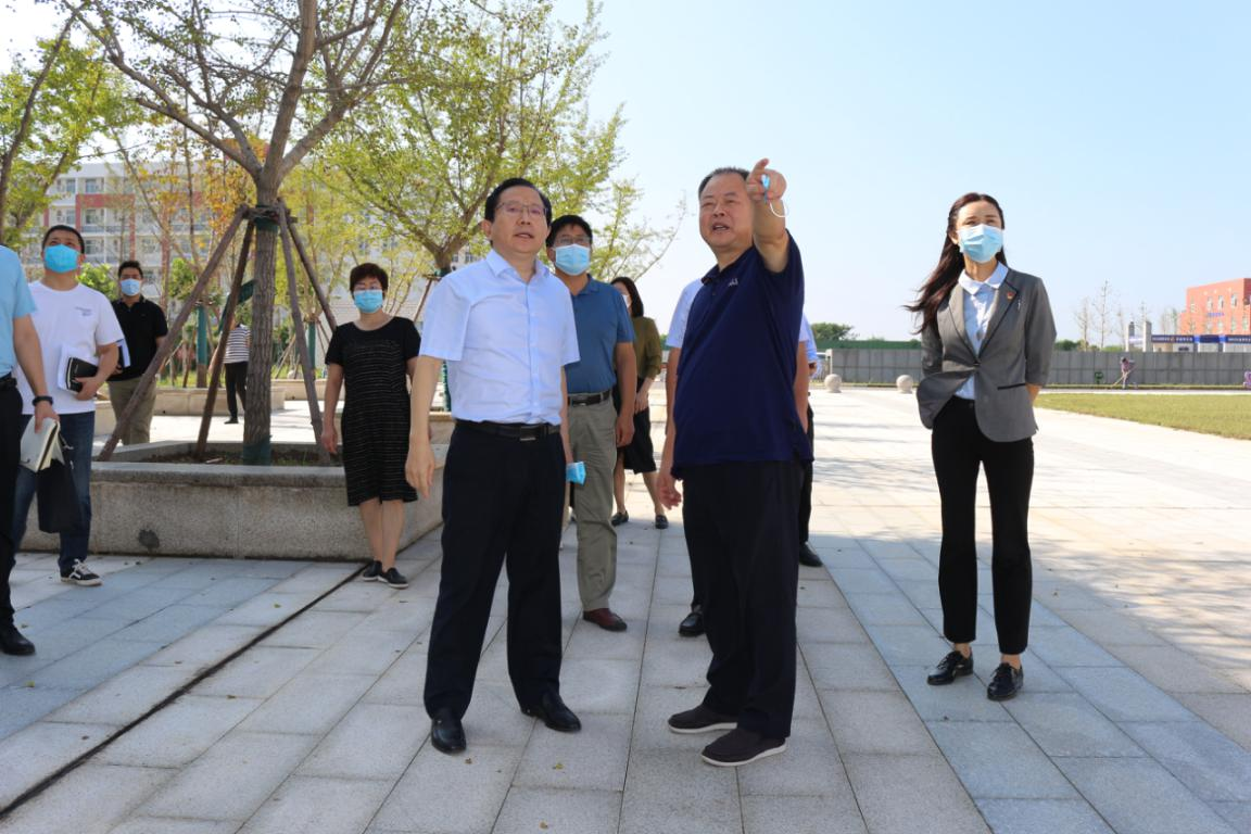 省教育厅二级巡视员李培俊到高校检查开学准备工作