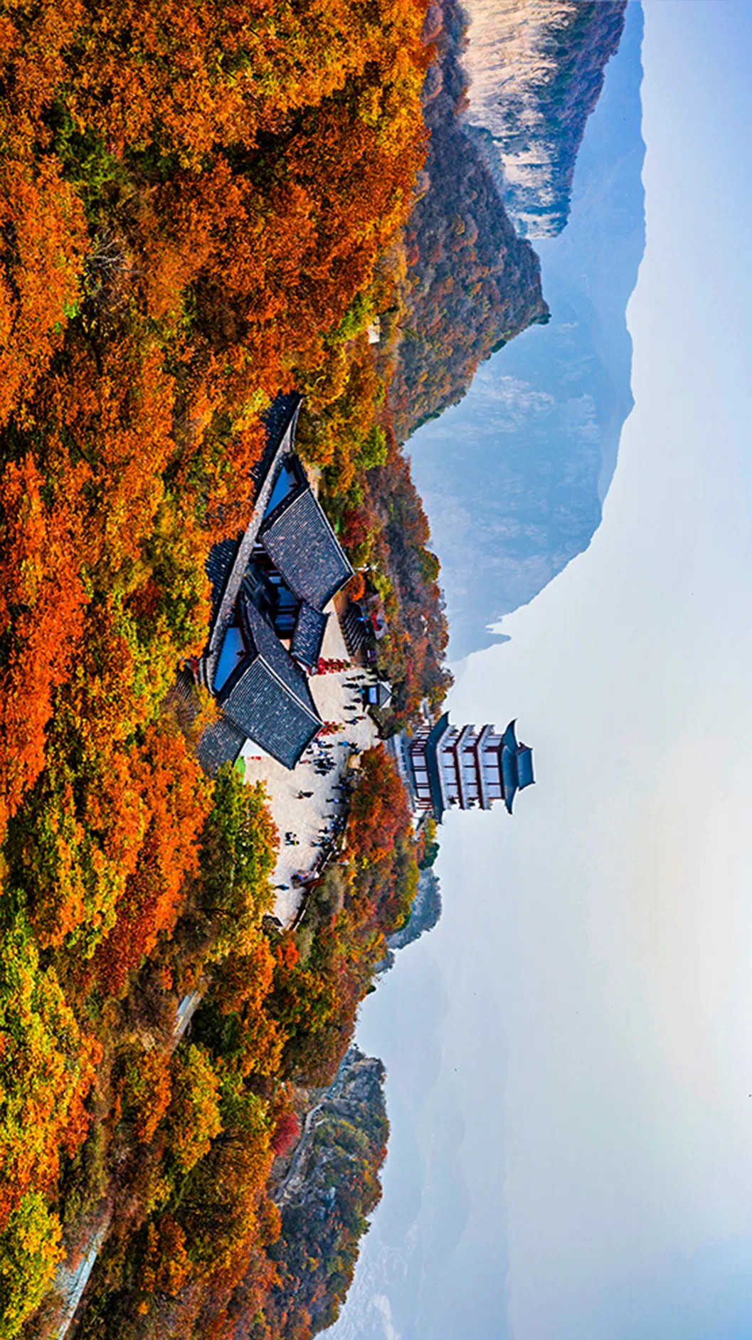 冲上云霄，俯瞰云台山万千变化