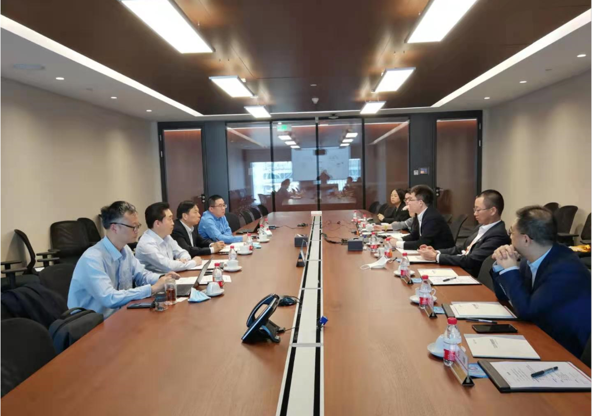 对标先进谋发展 合作共赢谱新篇——投资集团总经理闫万鹏一行赴深圳调研信息技术产业