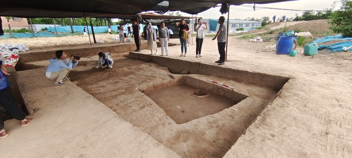 文明探源 出彩中原丨6000年前人如何居住生活？<br>洛阳苏羊遗址发现仰韶大型环壕聚落