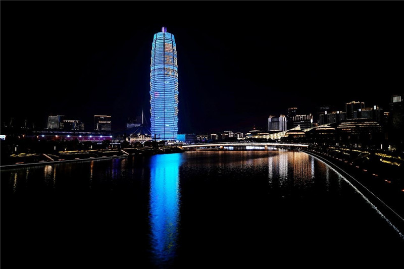 当前位置:>首页>政务动态>图片新闻>在郑州市郑东新