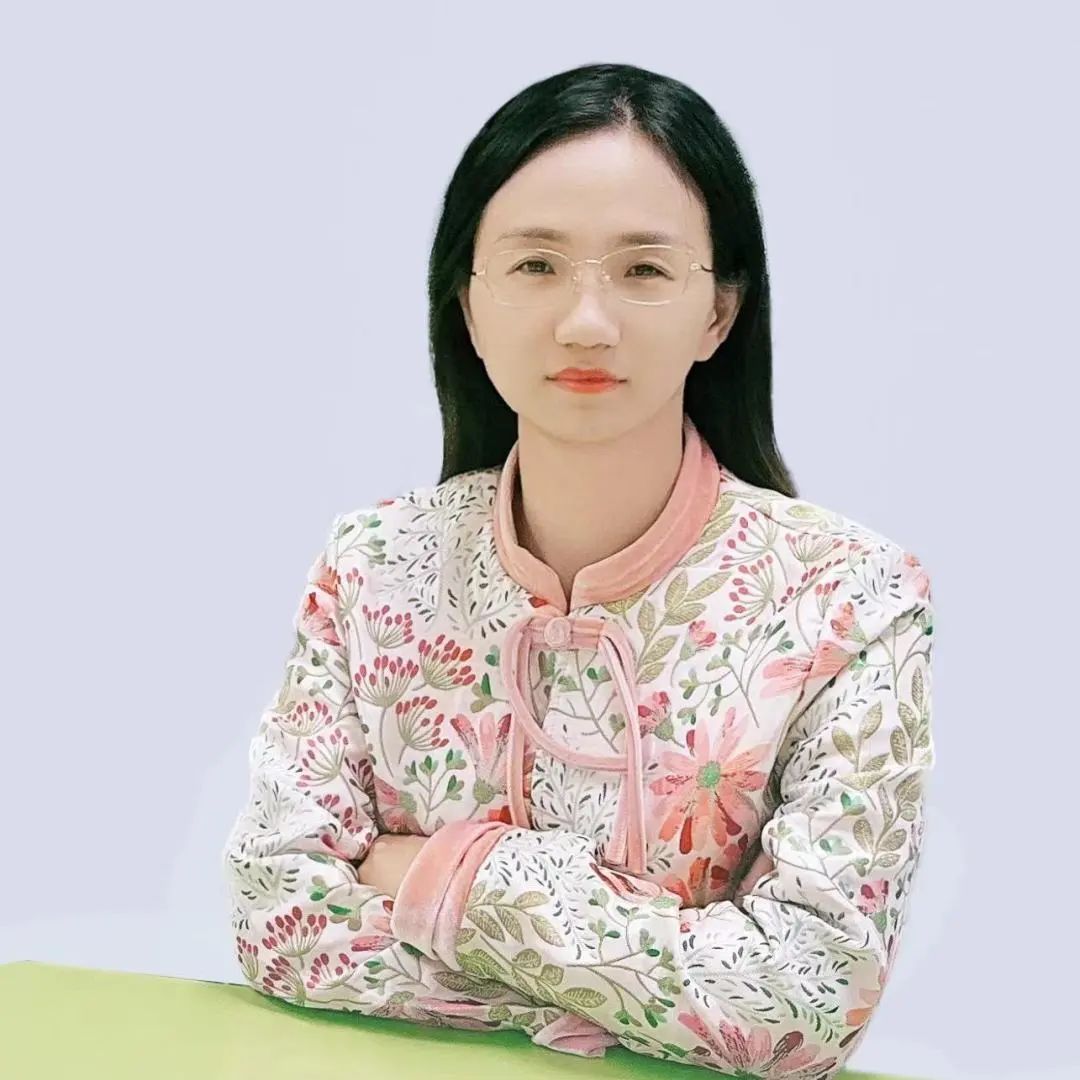 青春引路人 | 余静：“四面镜子”，照亮育人之路