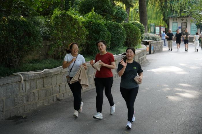 省应急管理厅举行“八一”建军节纪念跑活动
