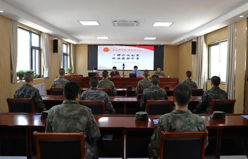 鹤山区退役军人事务局开展2022年秋季入伍新兵政策宣讲活动