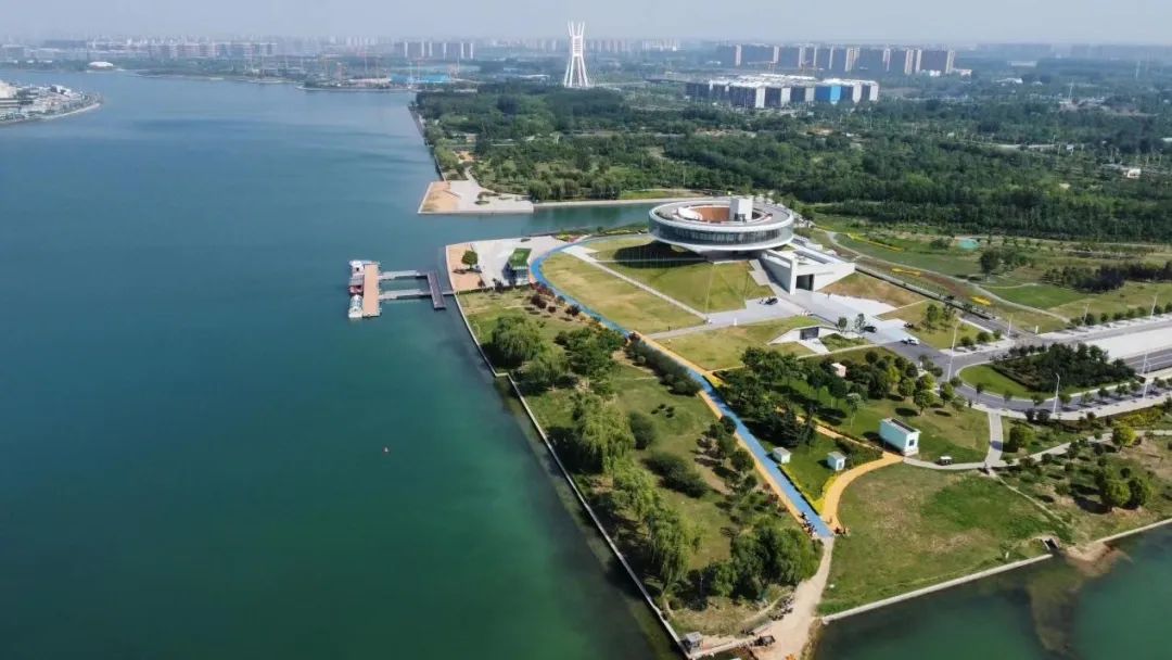 行走河南·读懂中国丨北龙湖的夏天 美成一道风景线