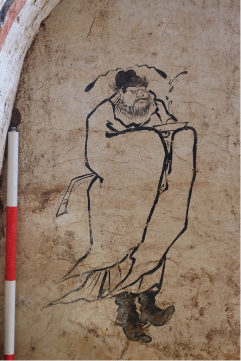 河南考古又有新发现：精美壁画墓现身郑州