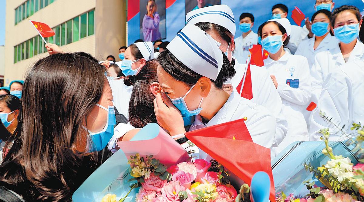 河南省最后六批医疗队队员解除医学隔离 回家团聚