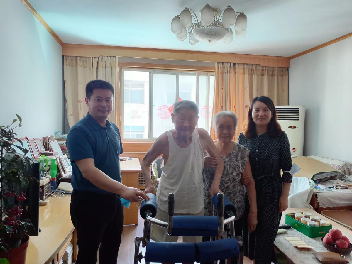 省教育厅离退处走访看望厅机关离退休老干部  新闻资讯  第2张
