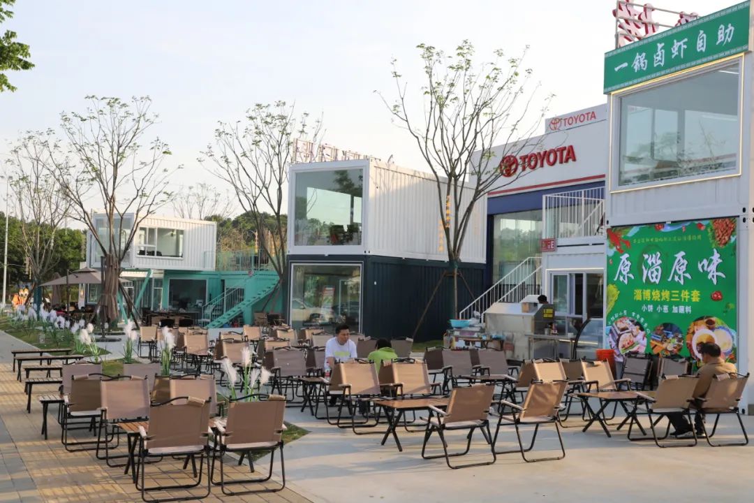 信阳市中心城区多街道打造特色消费经营区 <br>激发城市青春活力向美行！