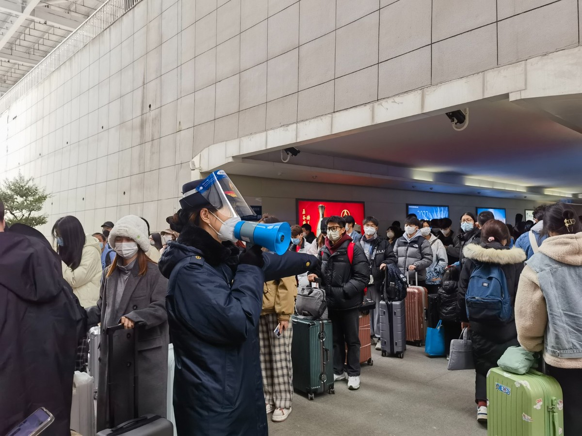 Spring Festival Travel Rush Kicks off