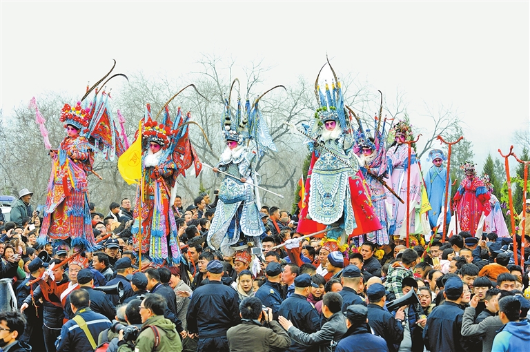 “春满中原·老家河南”北部篇：灯火可亲 “庙”趣横生
