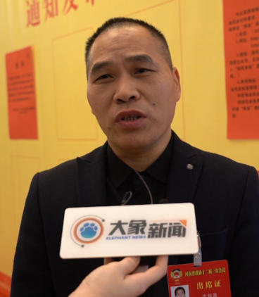 兩會(huì)熱話題①：關(guān)于脫貧攻堅(jiān)、鄉(xiāng)村振興，他們有話說