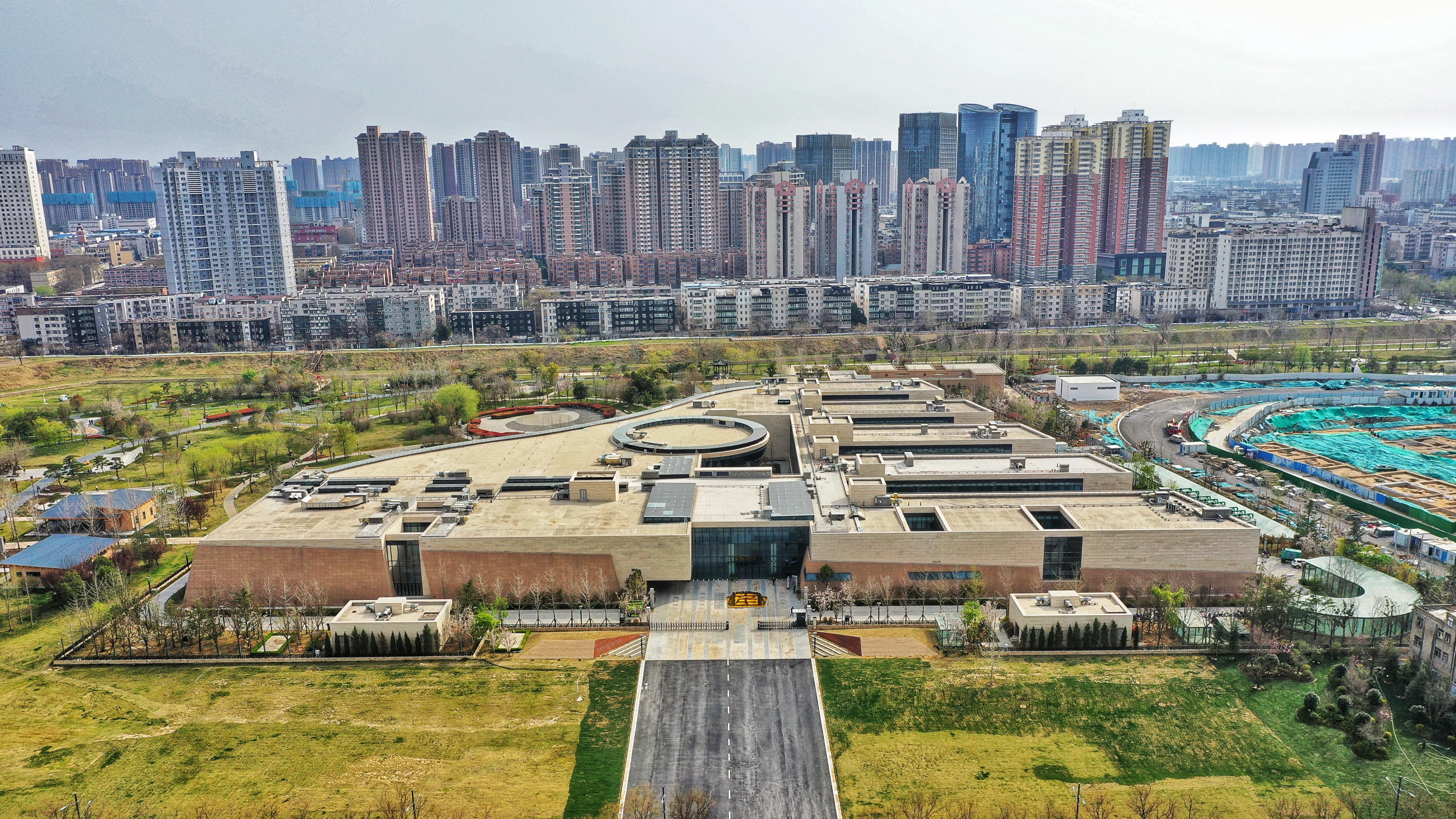 郑州商城国家考古遗址公园成功揭牌