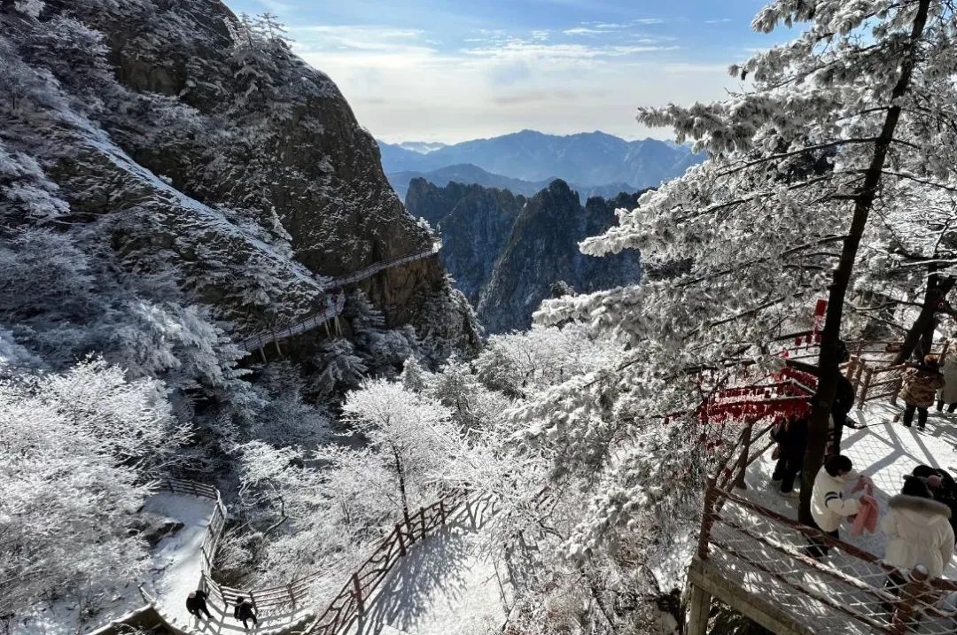 穿越时间长河，云赏老君山历年雪景