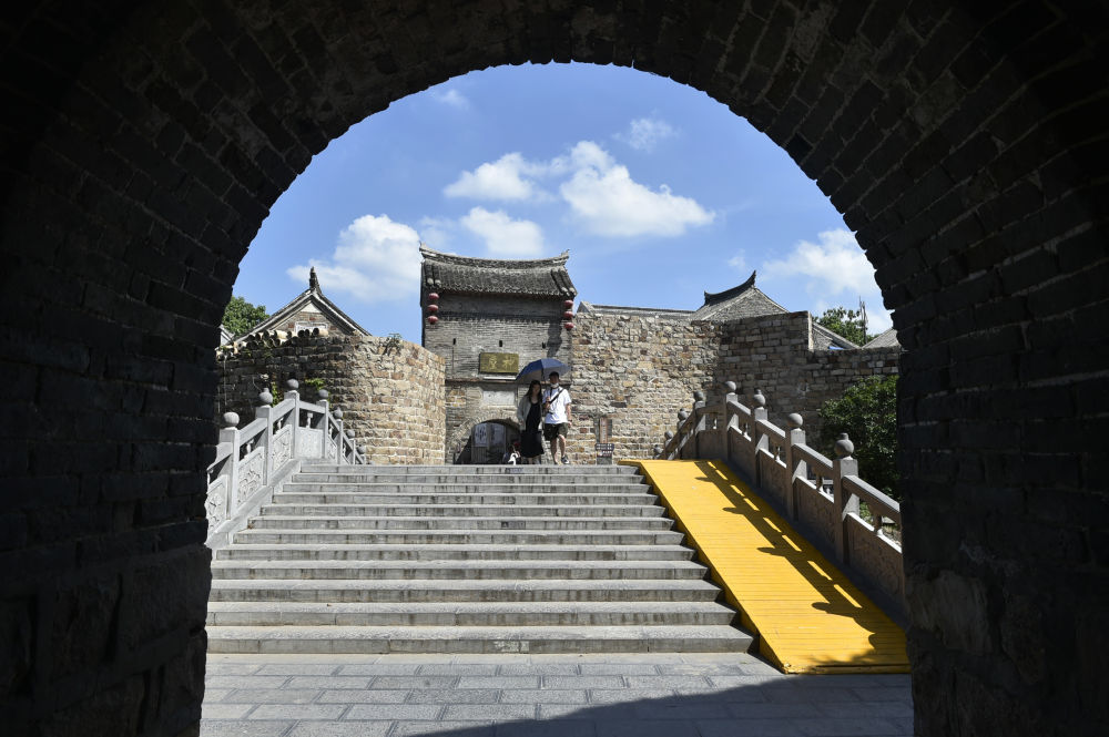 走进神垕老街 感受钧瓷文化