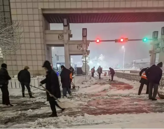 雪中人