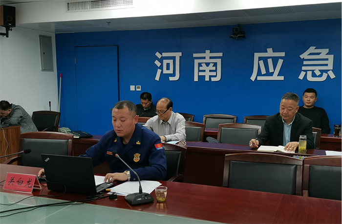 国家森防指、应急管理部“教官团”对我省森林防灭火指挥员进行培训