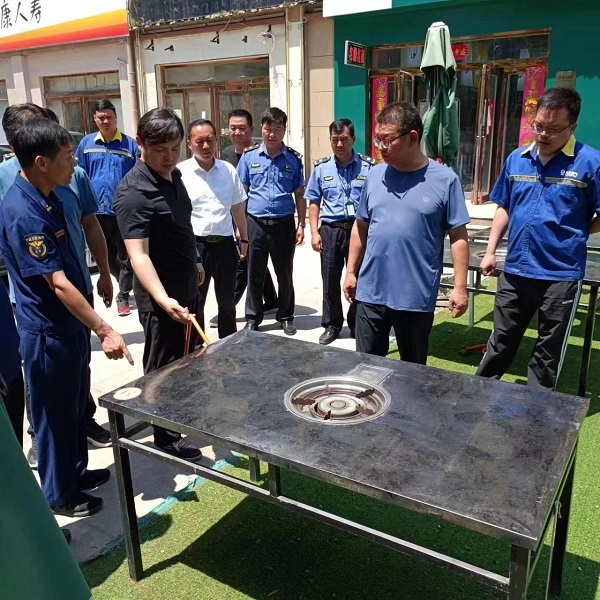 兰考县城市管理局开展燃气安全排查<br> 构建安全管理长效机制