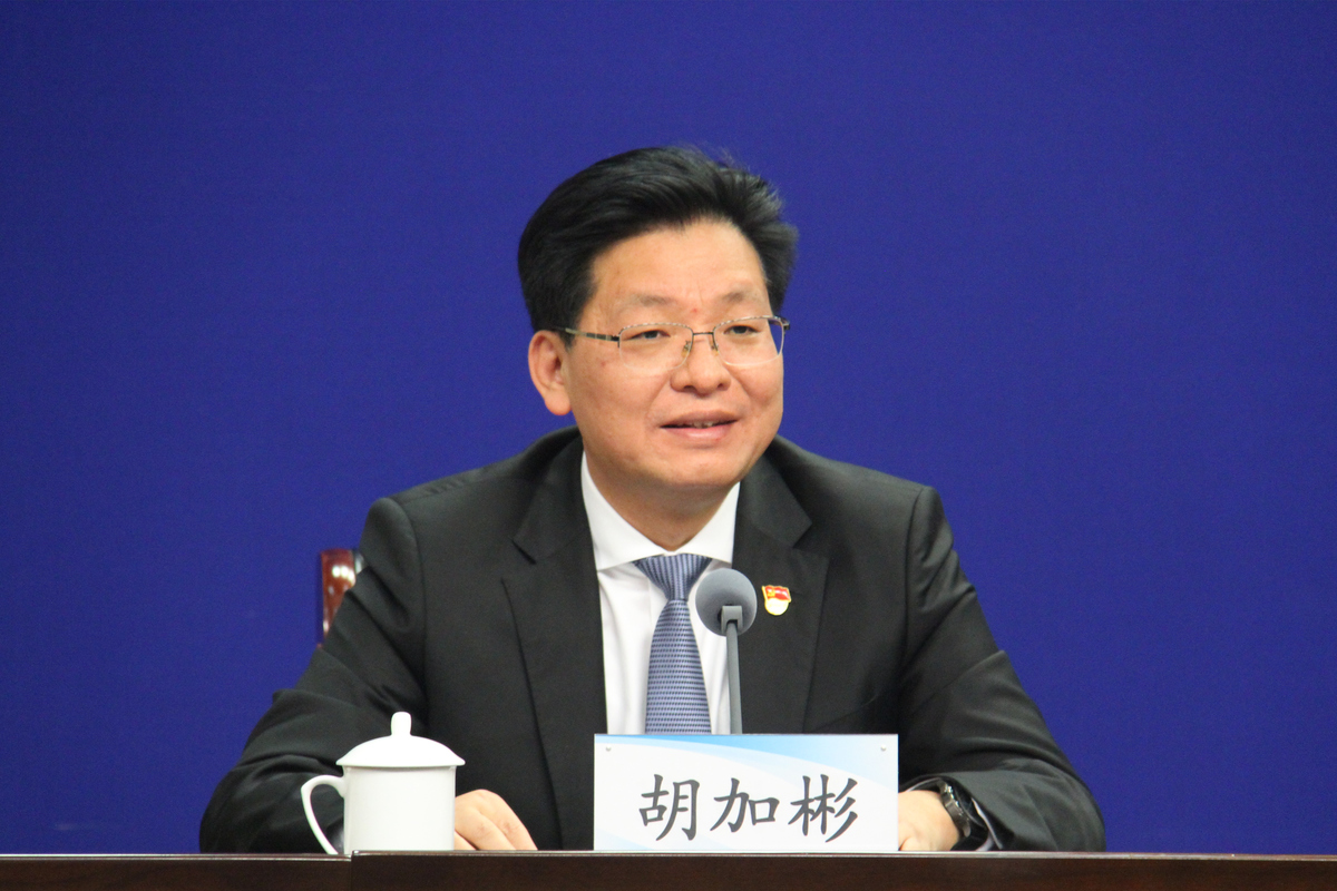 洛阳市副市长,河南自贸试验区洛阳片区党工委书记,管委会主任胡加彬