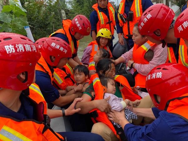 【抗洪前线】抗洪抢险风雨无阻 河南消防“闻”汛而动